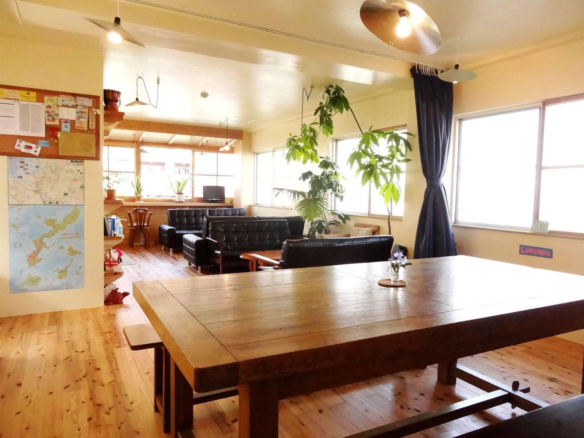Хостел Okinawa Sora House Наха Екстер'єр фото