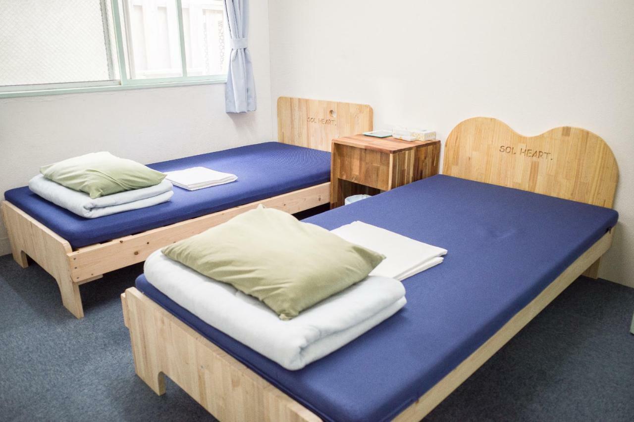 Хостел Okinawa Sora House Наха Екстер'єр фото